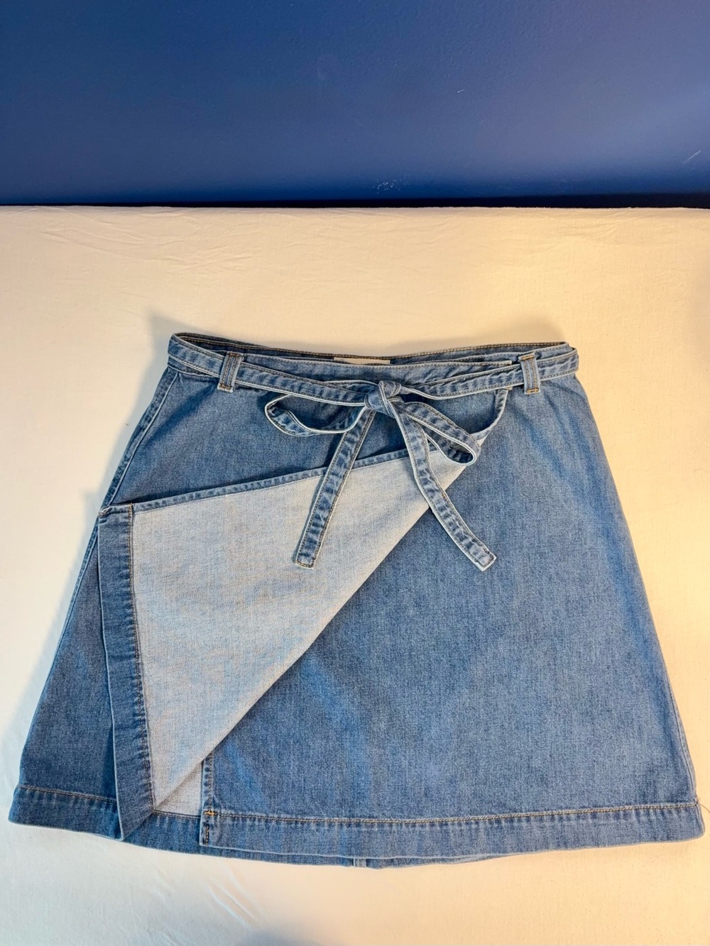 Gap Denim Wrap-Front Midi Skirt with Tie Belt — Size 31